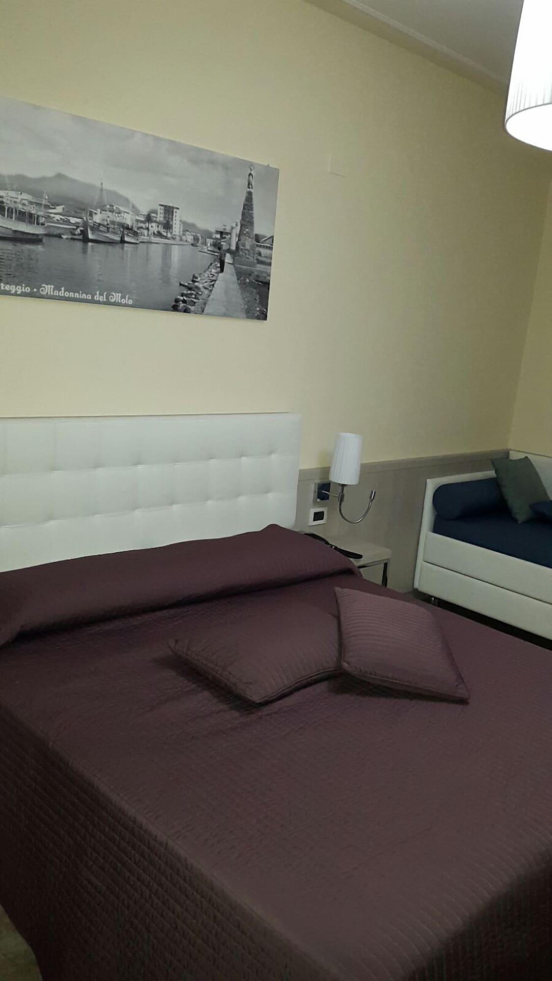 Hotel Bella Riviera Lungomare Viareggio Esterno foto
