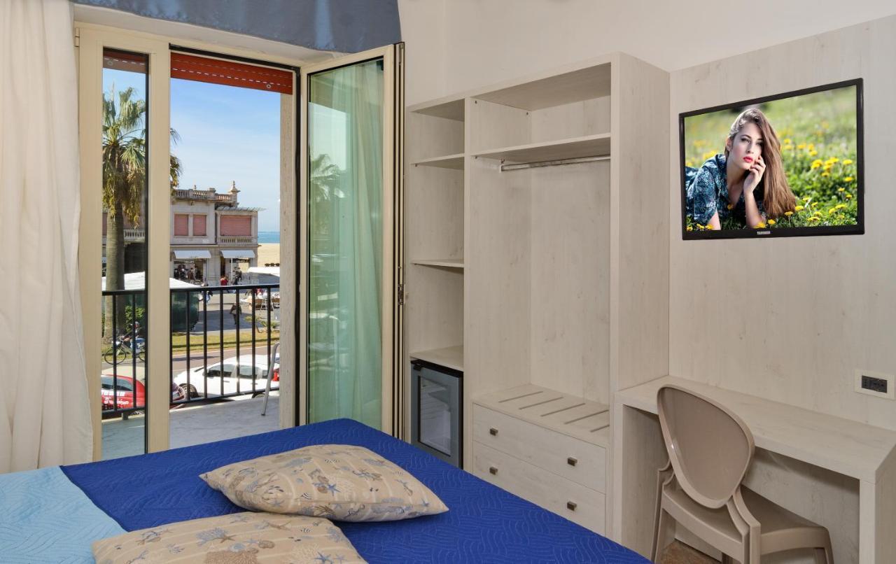 Hotel Bella Riviera Lungomare Viareggio Esterno foto