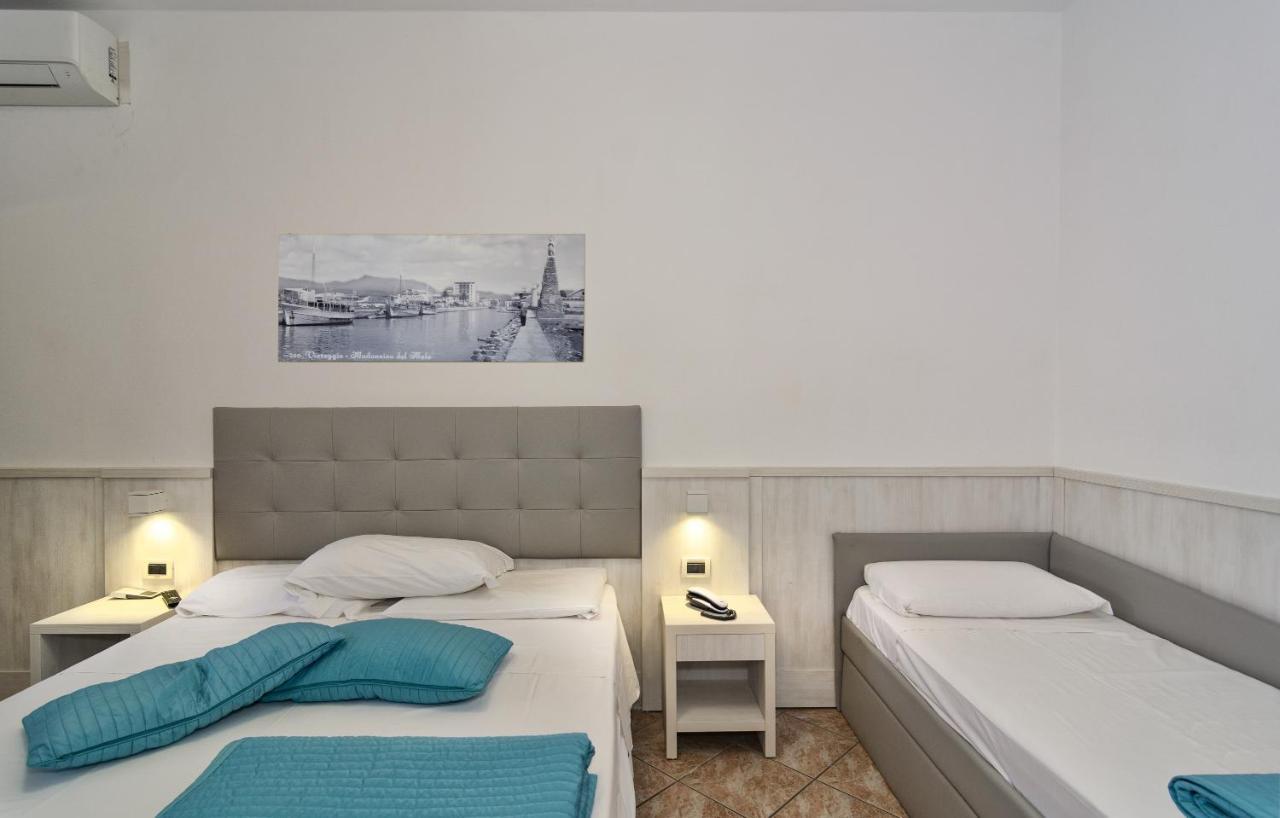 Hotel Bella Riviera Lungomare Viareggio Esterno foto