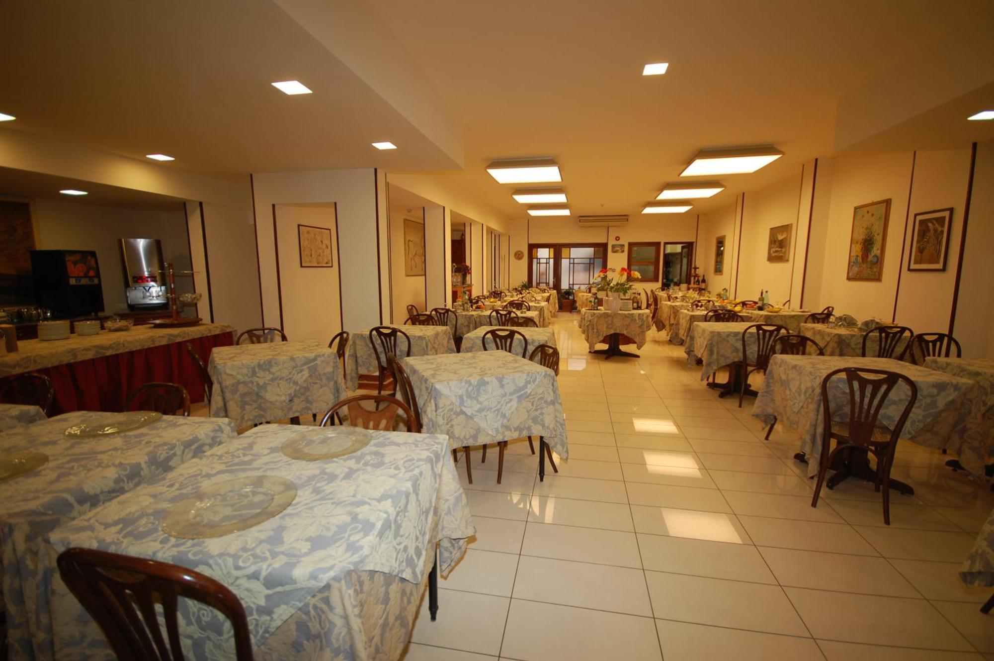 Hotel Bella Riviera Lungomare Viareggio Esterno foto
